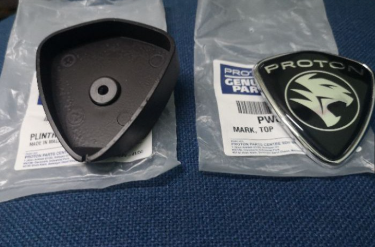 Proton Satria GTi front Plinth and Badge / Emblem