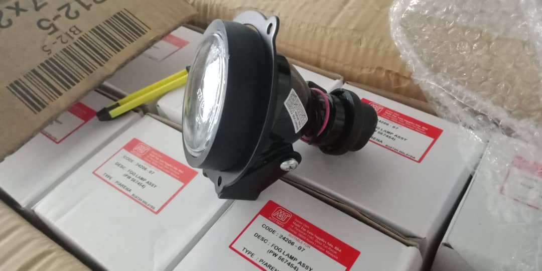 Proton Satria GTi / Arena / Jumbuck GLsi / Wira / Persona SE front fog lights