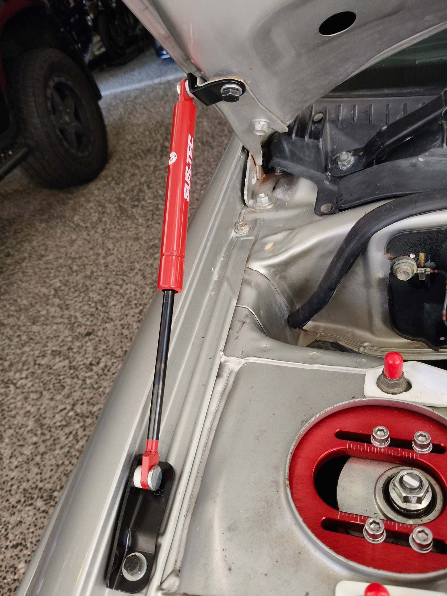 Sus-Tec Front Bonnet Struts kit – Proton Satria GTI / Non-GTI, Putra / M21, Wira / Persona, Arena / Jumbuck