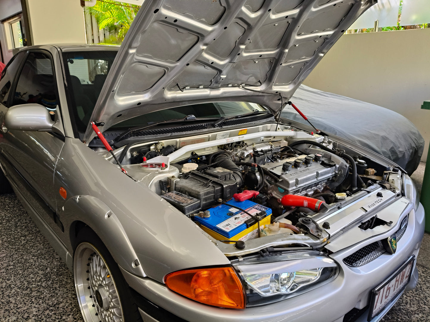 Sus-Tec Front Bonnet Struts kit – Proton Satria GTI / Non-GTI, Putra / M21, Wira / Persona, Arena / Jumbuck