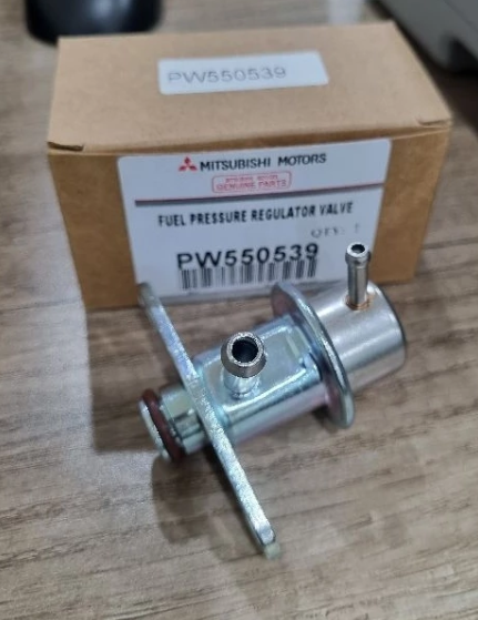 Proton Jumbuck / Arena / Wira / Satria 1.3, 1.5 EFI Genuine Mitsubishi Fuel Pressure Regulator – PW550539